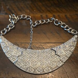 Elegant Silver Necklace with Crystal Accents